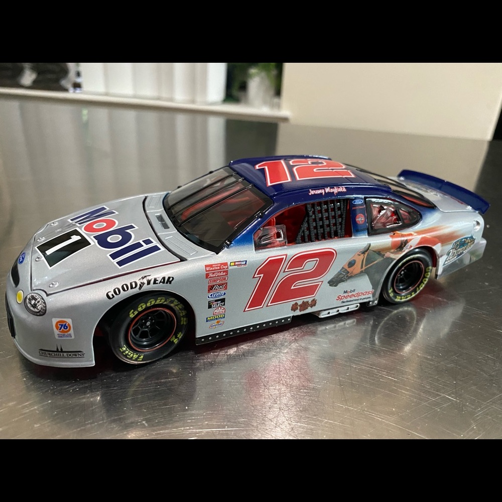 Jeremy mayfield #12 Mobil1 125th Kentucky Derby 1999 Ford Taurus Limited Edition